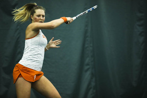 Gabriela Knutson smacks a forehand from near the baseline. In second singles, she defeated FSU’s Nandini Das in straight sets, 6-2, 6-2