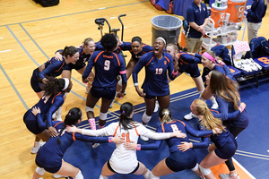 After dropping four in a row on the road, Syracuse has now won two straight at home. The Orange extended their four-game win streak at home with a four-set win over Duke on Sunday afternoon.