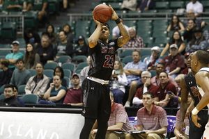 Lofton is leading New Mexico State with 19.8 points per game.