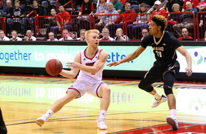 Syracuse will face Eastern Washington in its first matchup.