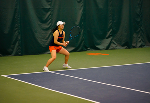 Led by freshmen Miyuka Kimoto and Shiori Ito, Syracuse defeated Cornell 6-1 in its third win of the season.