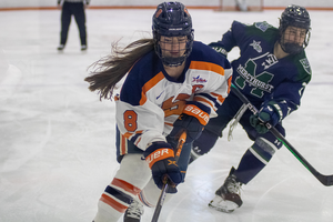 Syracuse fell to Mercyhurst 4-2 on Saturday. 